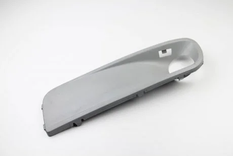 Решітка в бампер VW T5 (+п/тум.) Л. TURK 7H5 807 489
