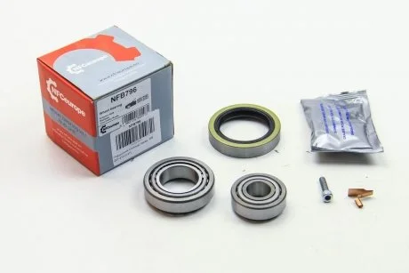 Підшипник маточини перед. MB 207-310 (к-кт) NFC Europe NFB796