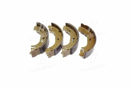 Колодка торм. барабан. FORD/OPEL/RENAULT TRANSIT/MOVANO/MASTER задн. (пр-во) LPR 08440