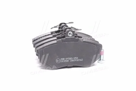 Колодка торм. диск. AUDI A4, VW передн. (пр-во) LPR 05P216