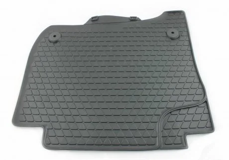 Коврик резиновый VAG 7P0061511041