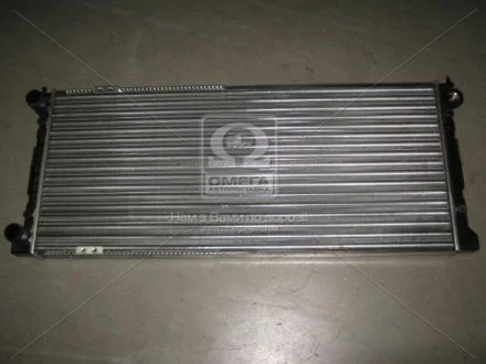 Радиатор охлаждения VW PASSAT B3 (3A, 35I) (88-) 1.6-2.0 (пр-во Nissens) NISSENS 651621