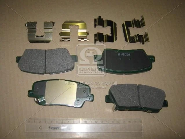 Колодки гальмівні задні Hyundai/Kia/Mobis 583022pa70 (фото 1)