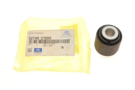 Сайлентблок важеля Hyundai/Kia/Mobis 52740C1500