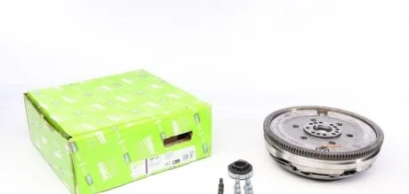 Сцепление+маховик PEUGEOT 607,807,307,308,3008,5008, 407, CITROEN C4, С5, С8, 06- (Пр-во) VALEO 837119