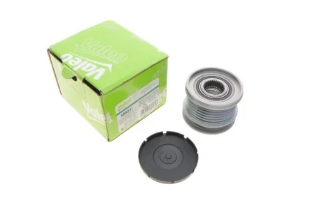 Шків генератора MERCEDES C/CLS/E/G/GL/GLE/GLK/GLS/M/S/SL/SLC/SLK/Sprinter/Viano/Vito "1,6-6,2 \'\'03>> VALEO 588031