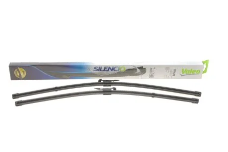 Щітка склоочисника безкаркасна передня із спойлером (2шт) VALEO 574361