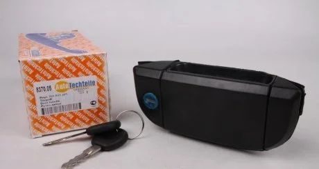 Ручка двери (передней/снаружи) (L) VW T4 90-03 (8370.05) AUTOTECHTEILE 3837005