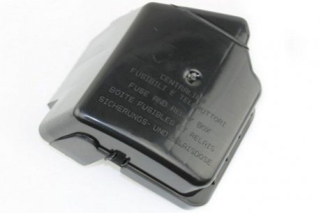 ЗАЩИТА FIAT DOBLO 09> БЛОК ПРЕДОХРАНИТЕЛЕЙ ВЕРХ FAST FT90200