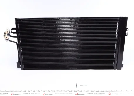 Радіатор кондиціонера MAHLE / KNECHT AC762000S