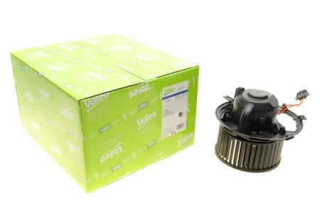 Моторчик печки VW Caddy III 04-15/IV 15- VALEO 715347