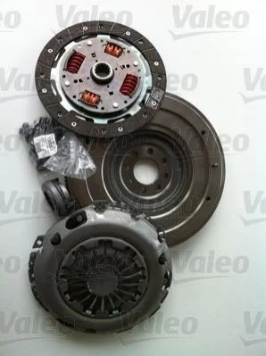 Набір зчеплення+маховик+підшипникк VALEO 835024 (фото 1)