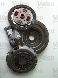 Набір зчеплення+маховик+підшипникк VALEO 835024