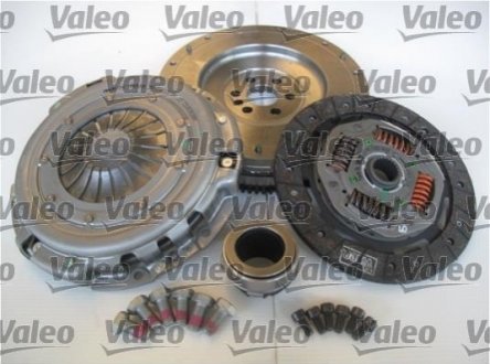 Набір зчеплення+маховик+підшипникк VALEO 835095