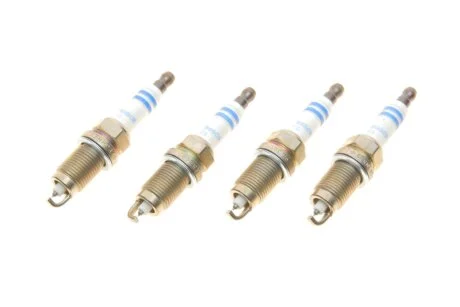 Комплект свічок (ціна за 4шт.) BOSCH 0242235984