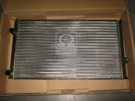 Радиатор охлаждения VW (пр-во Nissens) NISSENS 65243
