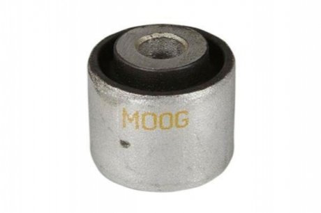 Сайлентблок MOOG MESB8820