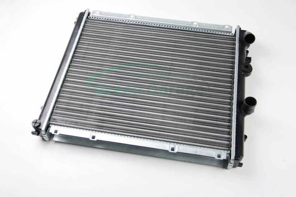 Радіатор двигуна (МКПП) THERMOTEC D7R002TT (фото 1)