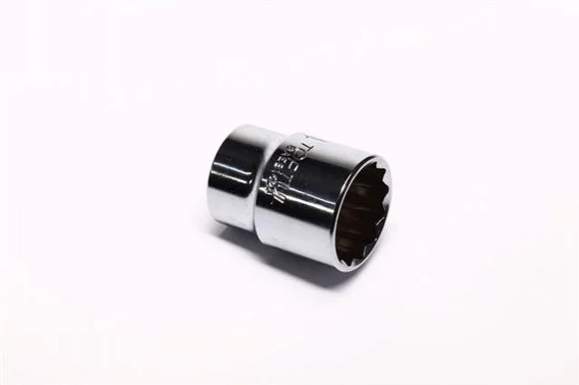 Головка торцева 1/2" 24мм 12-гранна TOPTUL BAEB1624 (фото 1)