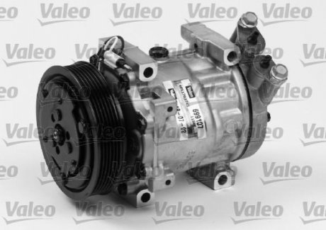 Компресор кондиціонера VALEO 699107