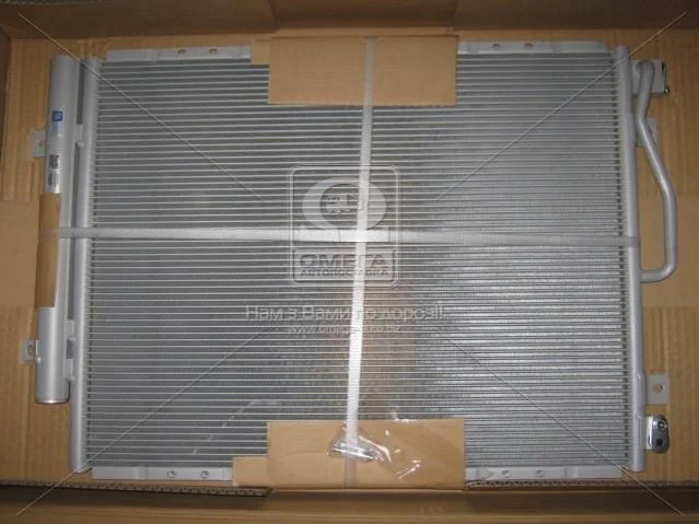 Конденсатор кондиционера KIA Sorento (пр-во Nissens) NISSENS 940436 (фото 1)