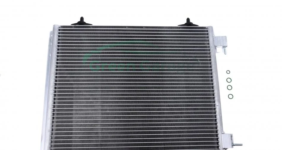 Радіатор кондиціонера VALEO 814095 (фото 1)