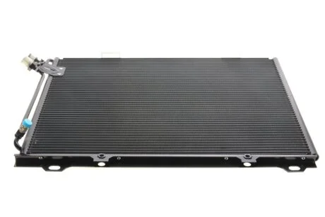 Конденсор кондиционера MB W210 E-CLASS MT/AT 95-  Van Wezel 30005232