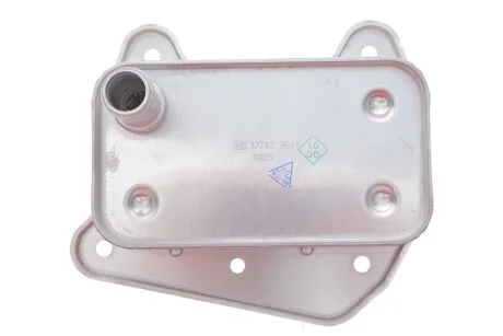 Радиатор масляный MERCEDES SPRINTER W901-905 (95-) (пр-во Febi) FEBI BILSTEIN 37743