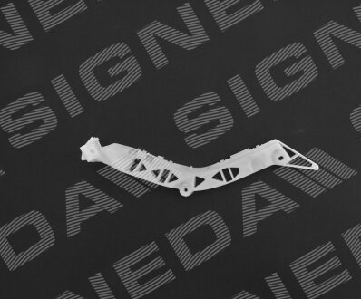Кронштейн бампера SIGNEDA PMZ99012AL