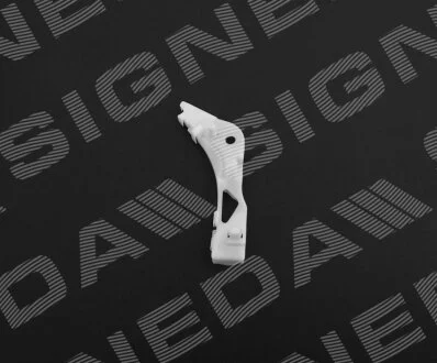 Кронштейн бампера SIGNEDA PMZ43068AL