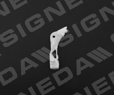 Кронштейн бампера SIGNEDA PMZ43068AR