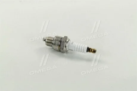 Свічка запалення CHAMPION OE038T10
