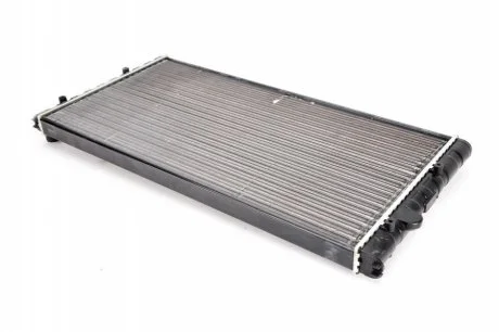 Радіатор THERMOTEC D7W049TT