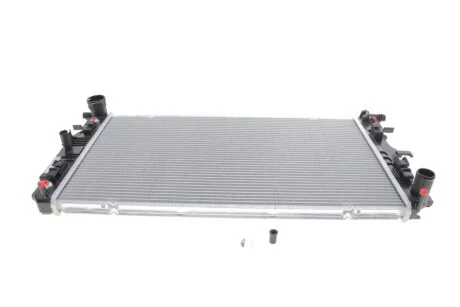 Радиатор MAHLE / KNECHT CR12000S