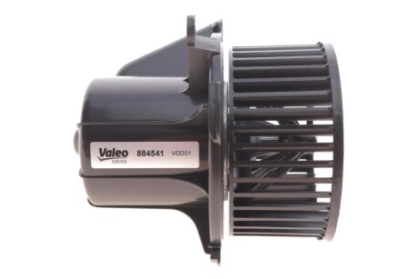 Моторчик печки Citroen C4/Peugeot 307 00-12 VALEO 884541