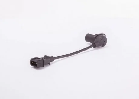 Датчик обертів колінвалу BOSCH 0261210126