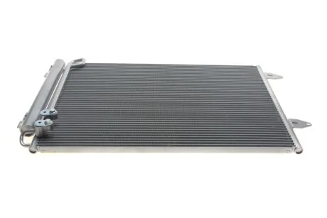 Конденсор кондиционера PASSAT7 16/20/19TDi/20TDi  Van Wezel 58005225