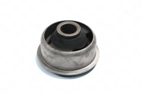 Сайлентблок рычага VW GOLF II, PASSAT 83-96 передн. ось  RIDER RD3445985412