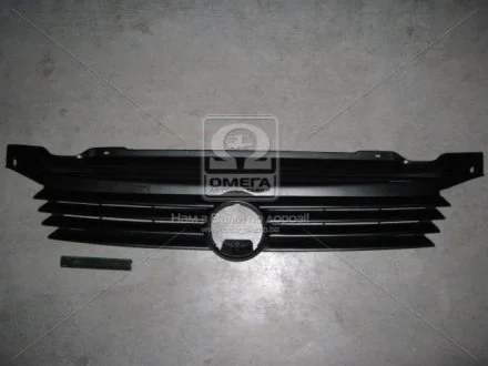 Решітка (між фарами) VW T4 CARAVELLE -03 (вир-во) TEMPEST 0510621990