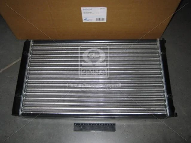 Радиатор охлаждения VW GOLF III TEMPEST TP15651941 (фото 1)
