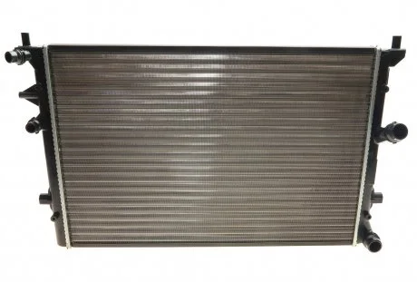Радиатор охлажденя AUDI; SKODA; VW (пр-во) Van Wezel 58002289