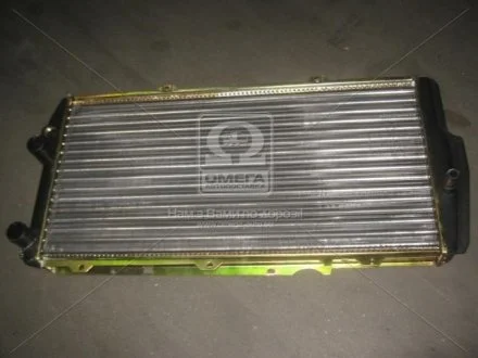 Радиатор охлаждения двигателя AUDI 100/200 MT/AT 84-89  Van Wezel 03002020