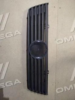 Решітка радіатора MB SPRINTER 95-00 (вир-во) TEMPEST 0350333990