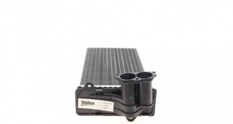 Радiатор пiчки CITROEN/PEUGEOT С3/Xsara/206/307 "1,1-2,0 "98>> VALEO 811565