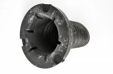 FEDREBEINSCHUTZ TOYOTA 4815730250