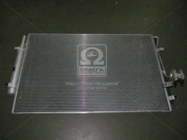 Радіатор кондиціонера в зборі Hyundai/Kia/Mobis 976062M501 (фото 1)