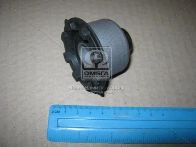 Сайлентблок балки перед. Hyundai Getz 02-10 Hyundai/Kia/Mobis 621661C000 (фото 1)