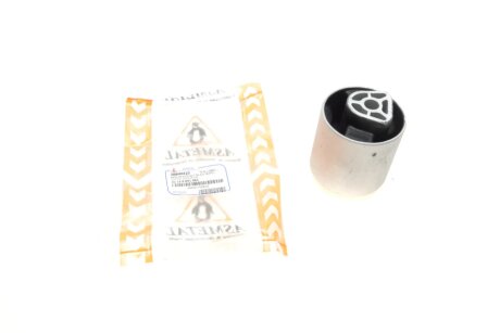 Сайлентблок важеля ASMETAL 38BM0423