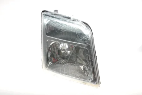 Фара права AUTOTECHTEILE 503 0403