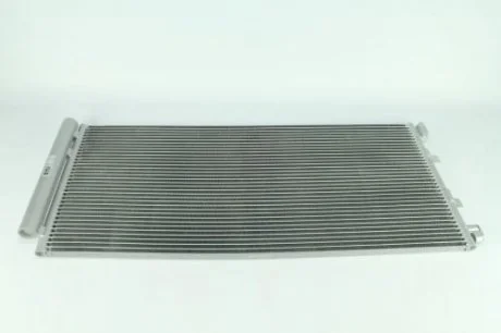 Радіатор кондиціонера, 2.3DCi/CDTI, (790X350X16), NV400 KALE 342560